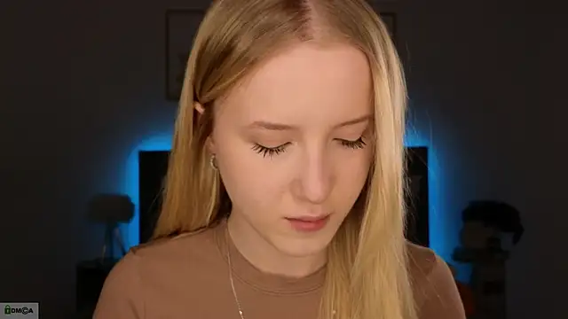 Snapshot of adele_armass chatting on 02-12-26, 09:43 adele armass online show from 02-12-26, 09:43