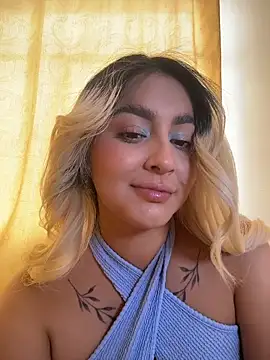 Elina Hills online show from 03-25-26, 05:41