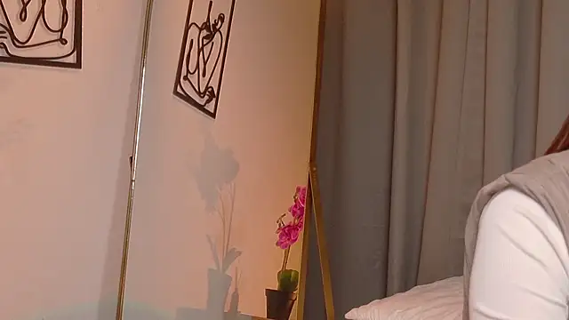 Snapshot of Zara_Nova chatting on 07-29-26, 10:41 Zara Nova online show from 07-29-26, 10:41