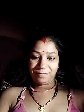 Snapshot of Sangita_g chatting on 12-04-25, 03:43 Sangita g online show from 12-04-25, 03:43