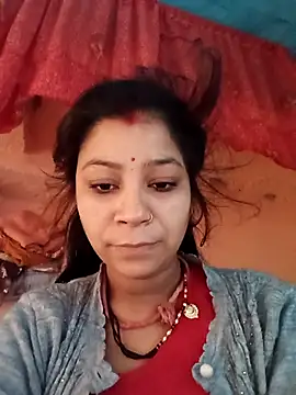 Snapshot of Sangita_g chatting on 12-22-25, 04:09 Sangita g online show from 12-22-25, 04:09