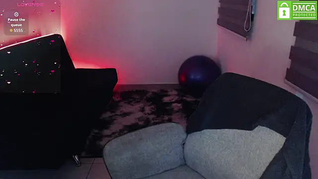 Snapshot of just_meko chatting on 11-27-25, 03:30 just meko online show from 11-27-25, 03:30