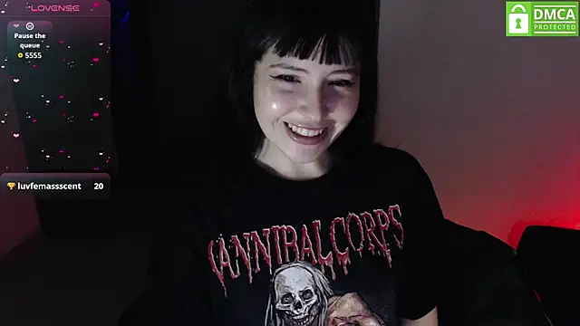 Snapshot of just_meko chatting on 12-19-25, 01:34 just meko online show from 12-19-25, 01:34