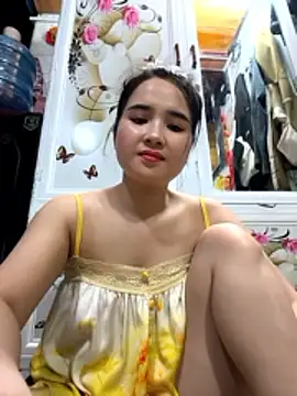 Okleotina9 online show from 04-11-26, 07:45