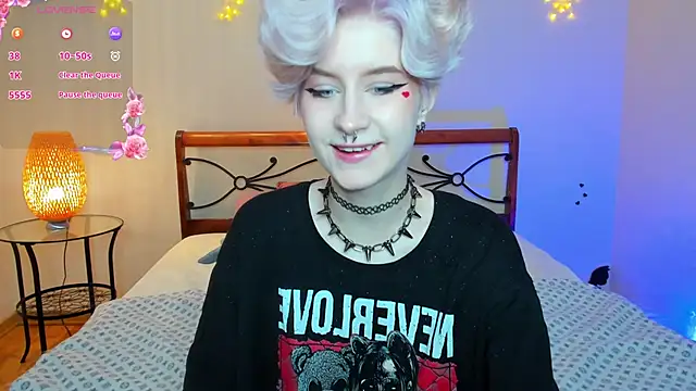 Angel Julles online show from 11-23-25, 01:05