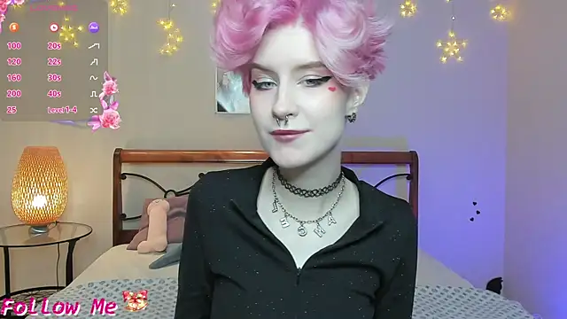 Angel Julles online show from 11-30-25, 01:09