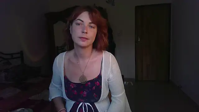 Snapshot of Alice_honey_ chatting on 12-18-25, 11:16 Alice honey online show from 12-18-25, 11:16