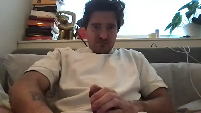 dutchpieter95 online show from 03-07-26, 08:55