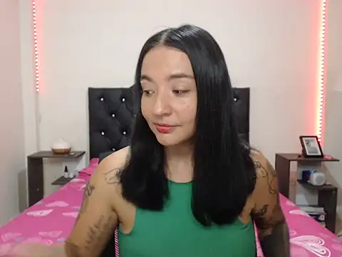 Girlbigtits online show from 11-21-25, 06:39