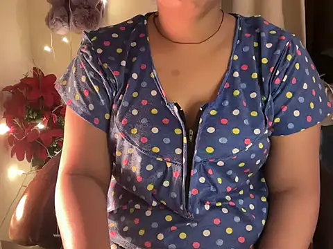 Snapshot of Shilpa_7 chatting on 01-07-26, 07:27 Shilpa 7 online show from 01-07-26, 07:27