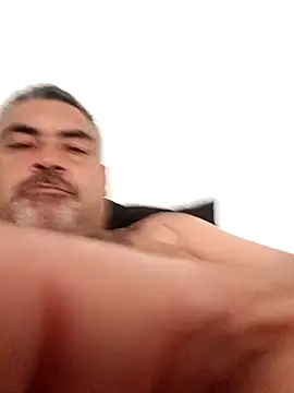 Snapshot of Ricardotarado chatting on 11-18-25, 11:25 Ricardotarado online show from 11-18-25, 11:25