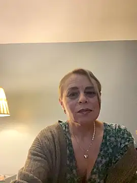 Snapshot of ToriLove777 chatting on 11-18-25, 08:19 ToriLove777 online show from 11-18-25, 08:19