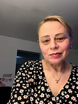 Snapshot of ToriLove777 chatting on 12-15-25, 07:18 ToriLove777 online show from 12-15-25, 07:18