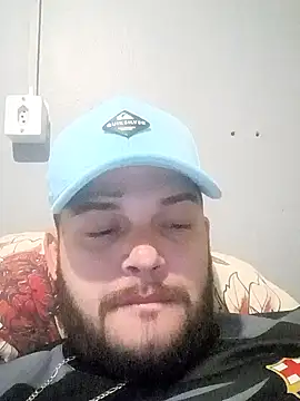 Snapshot of cesarcampos2210 chatting on 10-30-25, 01:56 cesarcampos2210 online show from 10-30-25, 01:56