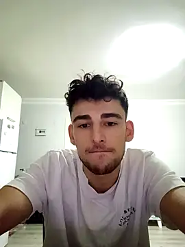 Snapshot of yasinesra757_ chatting on 12-20-25, 01:23 yasinesra757 online show from 12-20-25, 01:23