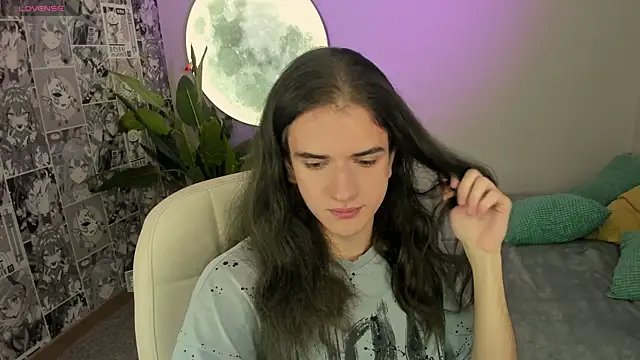 Harvey Hair online show from 11-27-25, 02:41