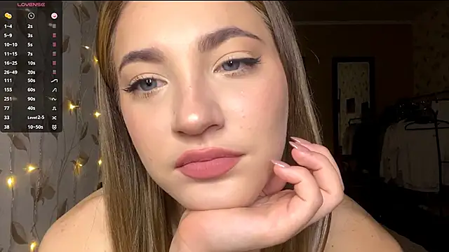 OrethaEredia online show from 12-22-25, 07:11