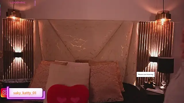 Kat Saky online show from 04-15-26, 11:49