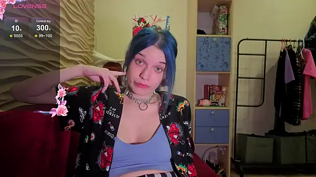 Snapshot of Marci_n chatting on 11-02-25, 08:22 Marci n online show from 11-02-25, 08:22