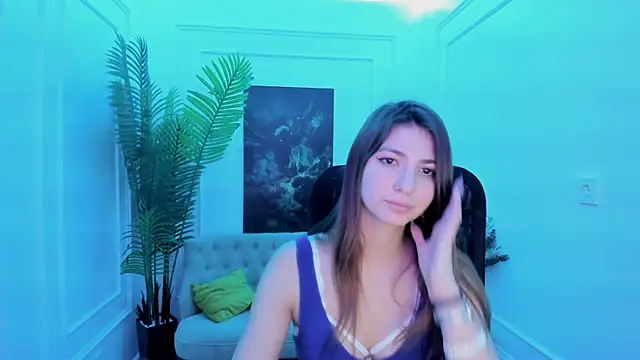 AmandaGasertoe online show from 11-24-25, 04:23