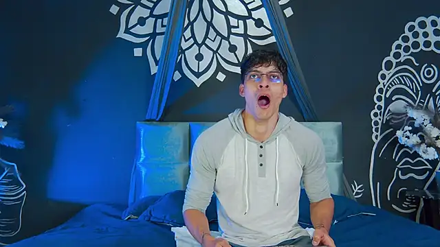 AlessioVitale online show from 01-06-26, 12:09