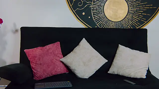 Snapshot of AlessioVitale chatting on 02-12-26, 07:53 AlessioVitale online show from 02-12-26, 07:53