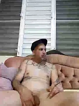 Snapshot of feoGG197 chatting on 11-05-25, 01:16 feoGG197 online show from 11-05-25, 01:16