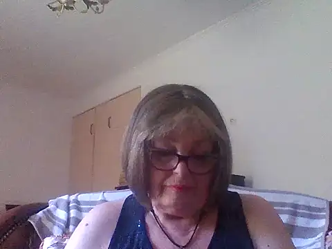 Snapshot of Milaniya606 chatting on 07-18-26, 08:18 Milaniya606 online show from 07-18-26, 08:18