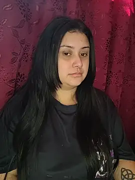 CurvyNoir online show from 12-16-25, 04:23