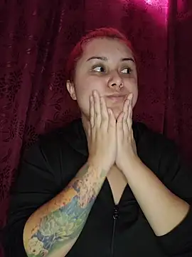 CurvyNoir online show from 01-06-26, 03:49