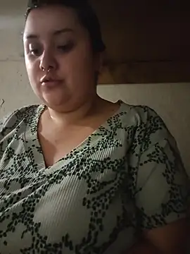 CurvyNoir online show from 07-07-26, 02:03