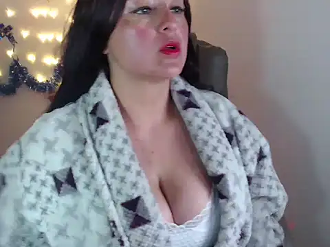 kristelltender1 online show from 12-21-25, 01:24