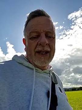 Dennislover007 online show from 05-20-26, 03:18