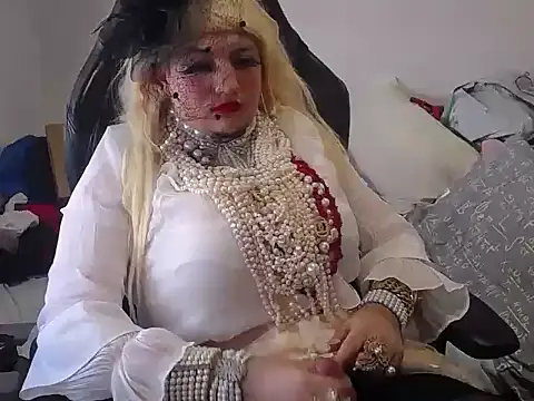VanesaCrossic online show from 05-19-26, 10:10