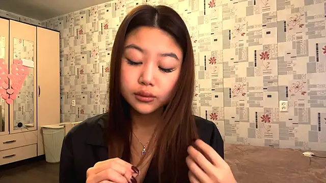 Snapshot of YunDargenio chatting on 11-13-25, 09:08 YunDargenio online show from 11-13-25, 09:08