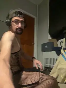 Snapshot of Bazarov@xh chatting on 11-02-25, 09:00 Bazarovxh online show from 11-02-25, 09:00