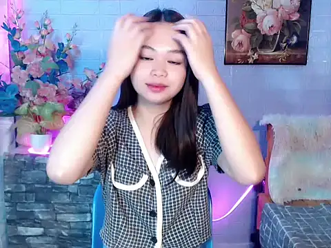 lustfullakim online show from 06-04-26, 04:35