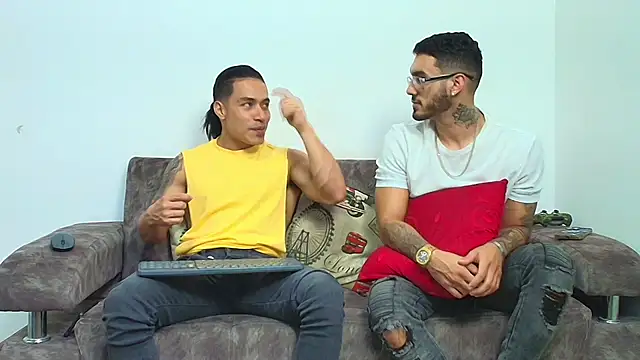 Snapshot of thebadboys05 chatting on 06-01-26, 03:41 thebadboys05 online show from 06-01-26, 03:41