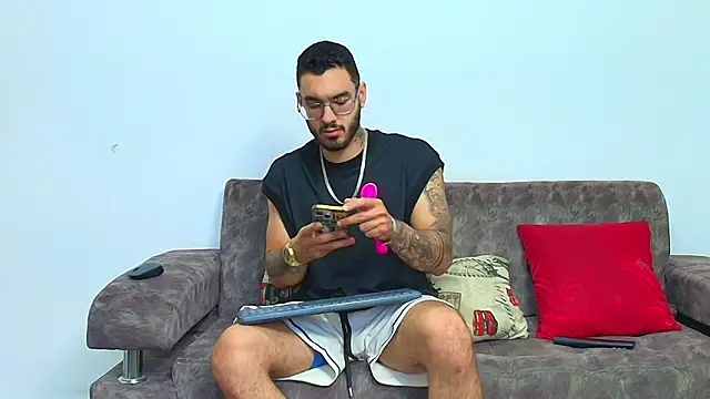 thebadboys05 online show from 06-19-26, 06:07