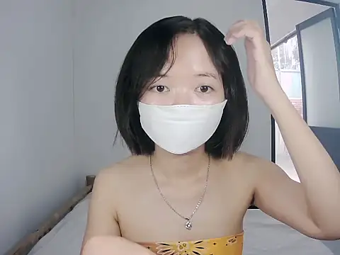 Snapshot of 10tb chatting on 11-19-25, 08:36 10tb online show from 11-19-25, 08:36