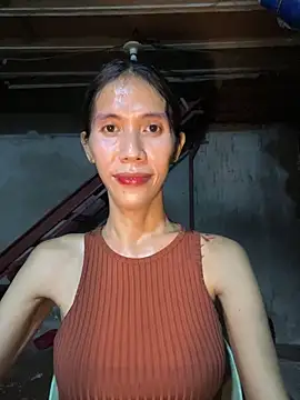 bellaUtops online show from 04-18-26, 07:58