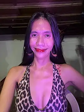 bellaUtops online show from 07-16-26, 05:41