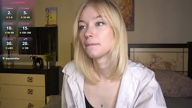 ShanelTunon online show from 11-13-25, 08:08