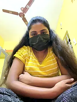 Tamil Hot Varshu online show from 12-19-25, 06:48