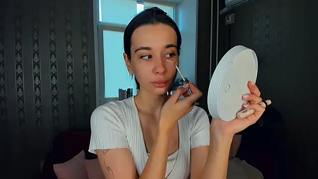 Snapshot of JacalynSchreiber chatting on 11-16-25, 07:03 JacalynSchreiber online show from 11-16-25, 07:03