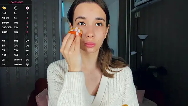 Snapshot of JacalynSchreiber chatting on 11-26-25, 11:55 JacalynSchreiber online show from 11-26-25, 11:55