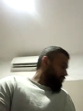 Snapshot of William1234-56 chatting on 03-07-26, 03:20 William1234-56 online show from 03-07-26, 03:20