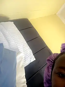 MiyaXo2 online show from 11-28-25, 03:36