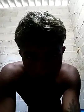 Snapshot of Mack_tom chatting on 12-15-25, 06:56 Mack tom online show from 12-15-25, 06:56