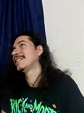 Snapshot of OnixAgata0 chatting on 11-30-25, 02:15 OnixAgata0 online show from 11-30-25, 02:15